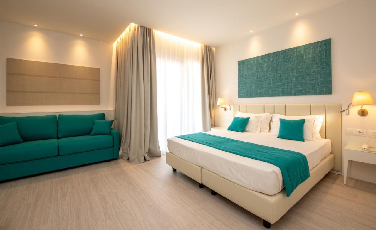 Hotel Imperia Lido di Jesolo Bagian luar foto