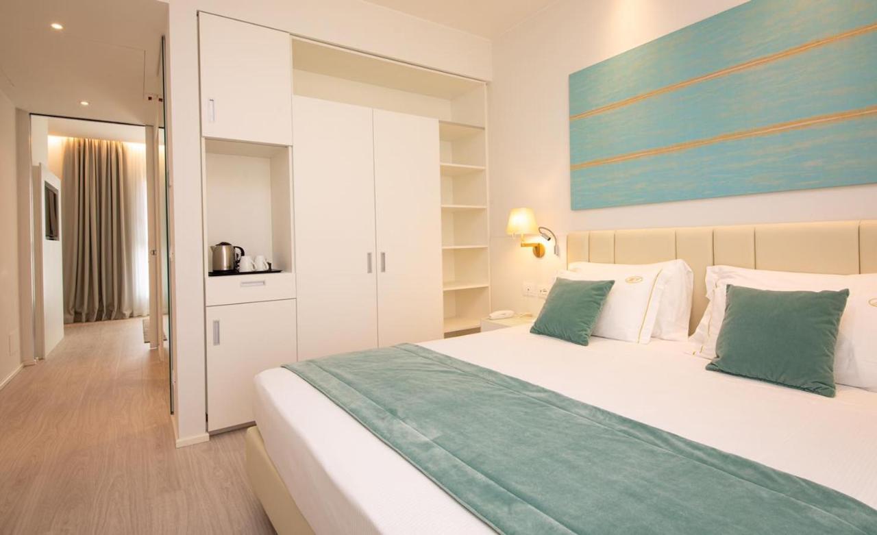 Hotel Imperia Lido di Jesolo Bagian luar foto